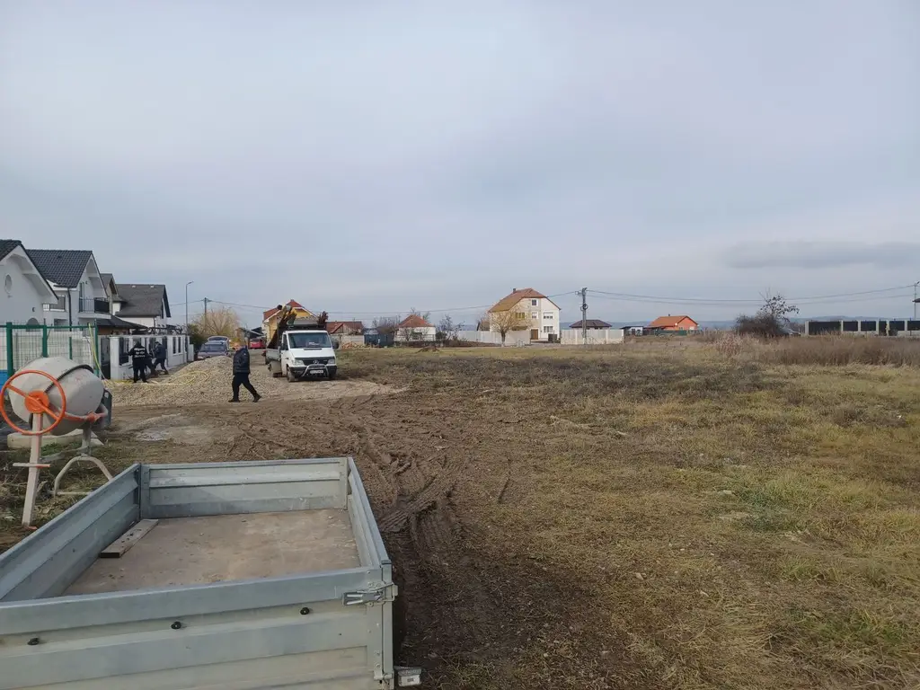 Parcela casă, 812 mp, Rontău. 42 000 E. Comision 0.