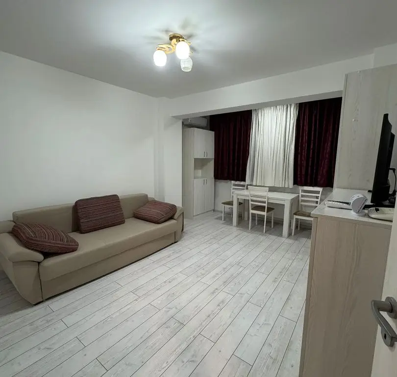 Ap 2 cam Militari Residence cu parcare inclusa