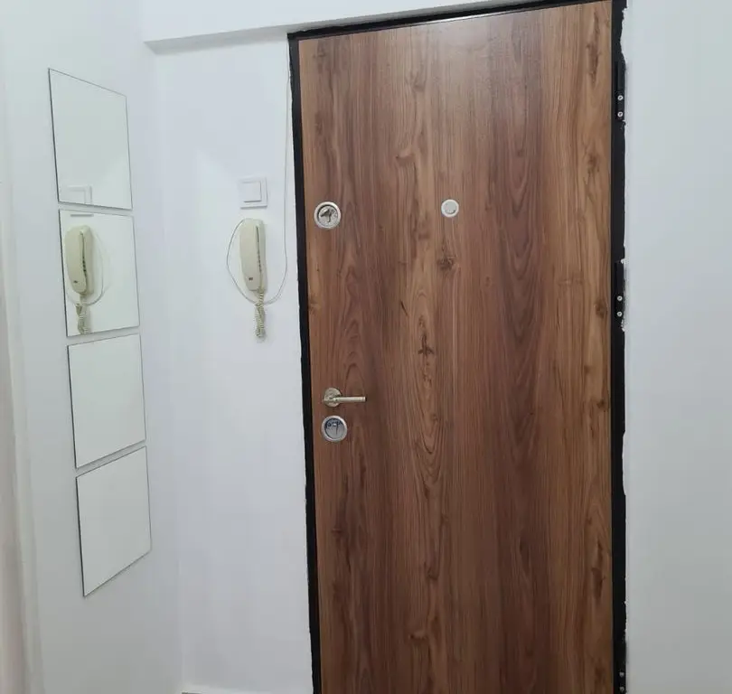 Ag BRASADAS închiriază Ap 2 cam. deosebit Et 6/10 zona TEI.