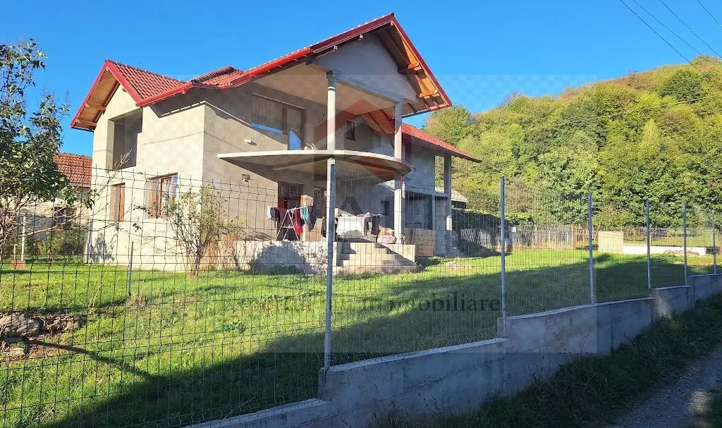 Casa de Vanzare Corbeni- Oestii- Arges