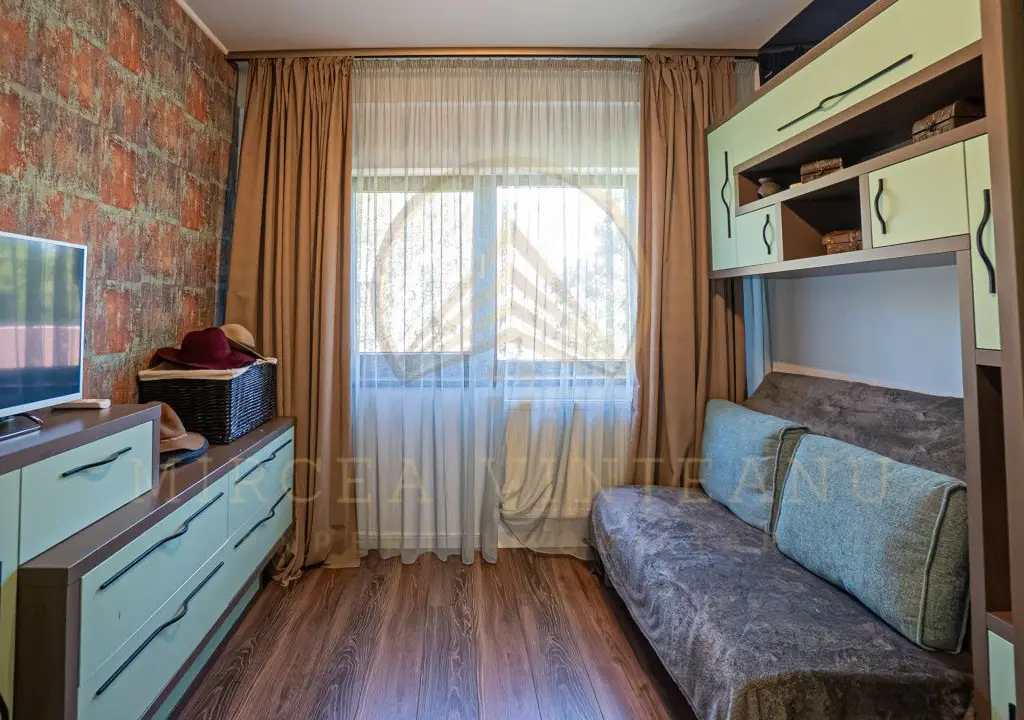 Casa P+1E de vanzare in Mamaia - Tabara Navodari