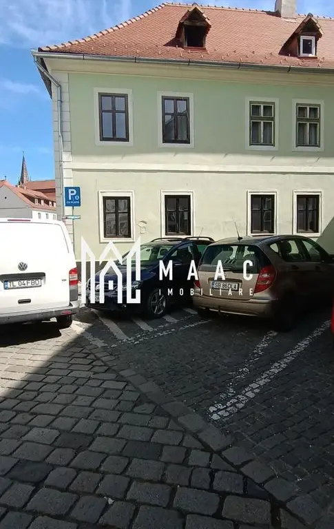 Ultracentral I Pretabil Investitie I Parter