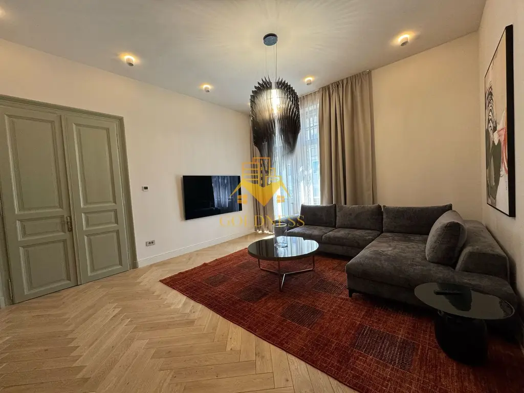 2 camere, Lux, Ultracentral, Parcare, Prima Inchiriere, Piata Unirii
