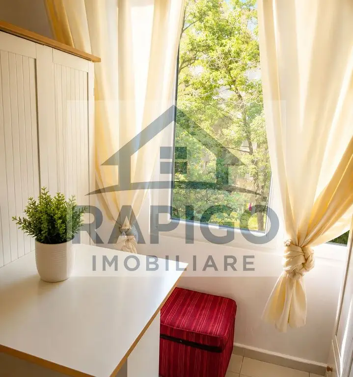 Apartament cochet cu 2 camere, situat la etajul 1 (Zona Dacia)