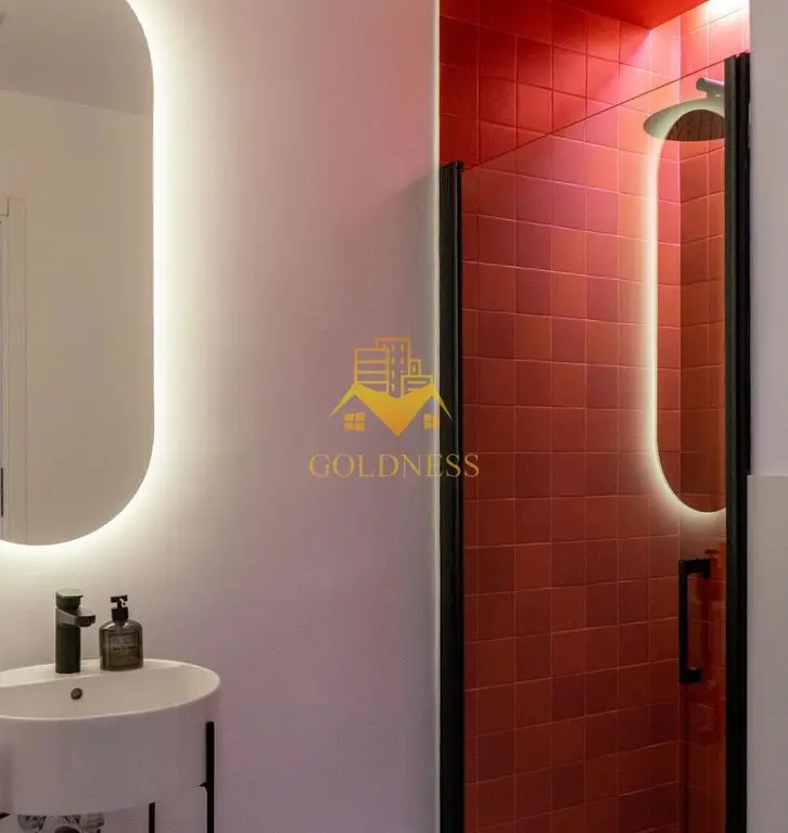 Apartament superfinisat zona Strazii Horea. Bloc nou!