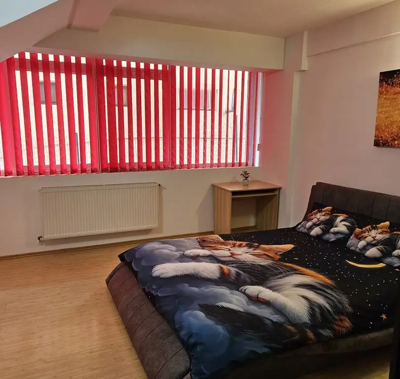 Apartament 2 camere, bloc 2010, garaj, zona Nord