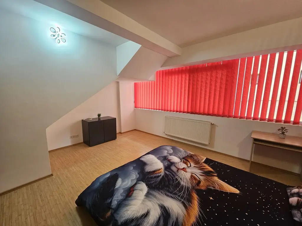 Apartament 2 camere, bloc 2010, garaj, Centru - Nord