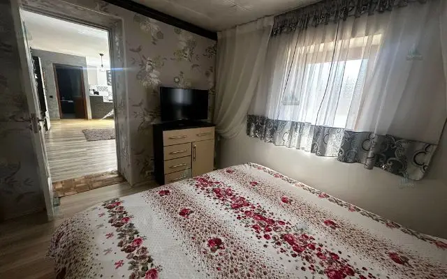 Casă de vânzare – zona Pictor Andreescu / Intrarea Trifoiului