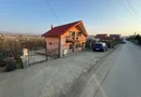 Hlincea, str.Mănăstirii, CIUREA, Iaşi + 1.700 mp teren şi Vilă (D+P+M)