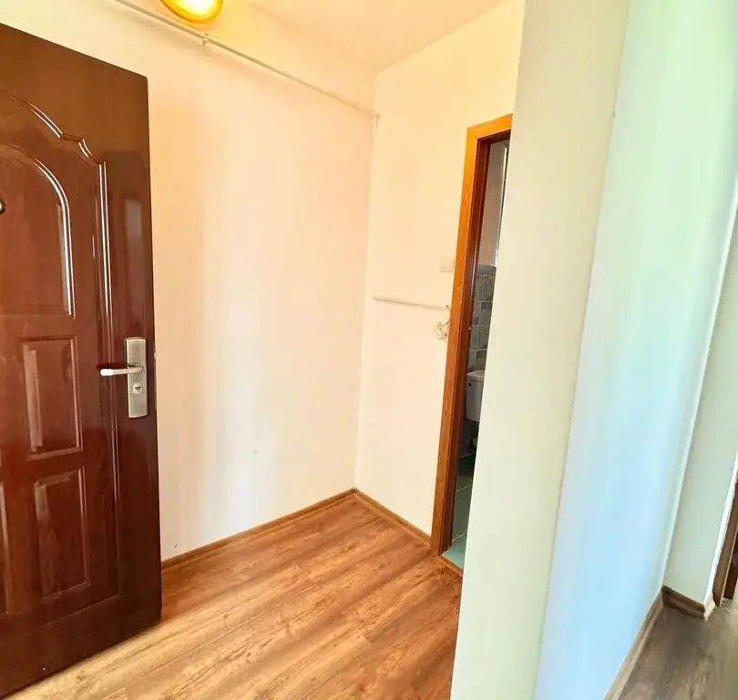 Apartament 2 camere, decomandat – Zona Centrală, bloc Lumina