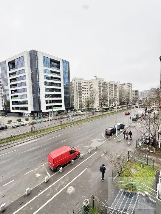 Metrou Lujerului - ap. 3 camere - necesita renovare completa