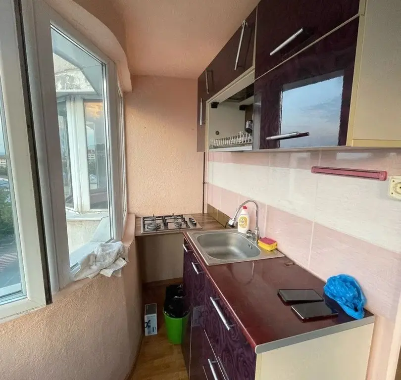 De inchiriat apartament 3 camere 84 mp, 3000 lei