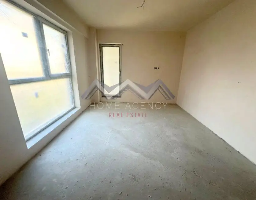 Apartament 3 camere Otopeni central | bloc cu lift, parcare