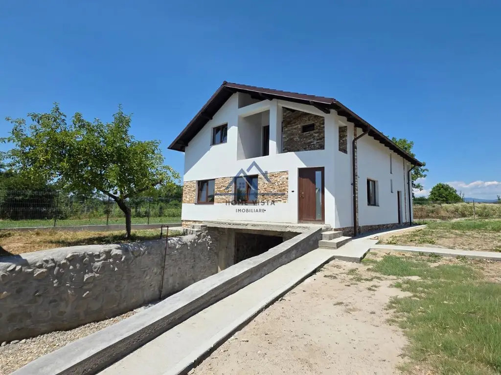 Casa S+P+M de vanzare – Curtea de Arges - Comision 0%