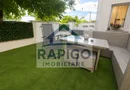 Duplex Spațios cu 3 Dormitoare și Curte Amenajată |