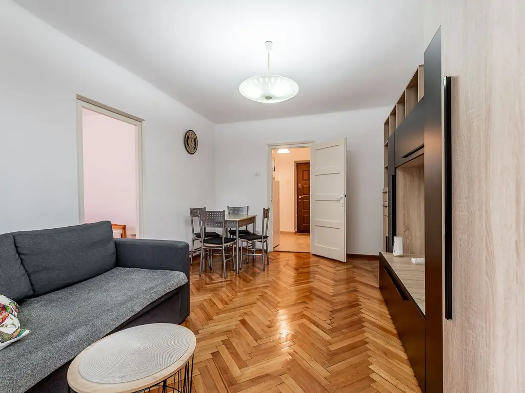 Câștigi o oră pe zi! Apartament cu 2 camere ultracentral, etaj 2