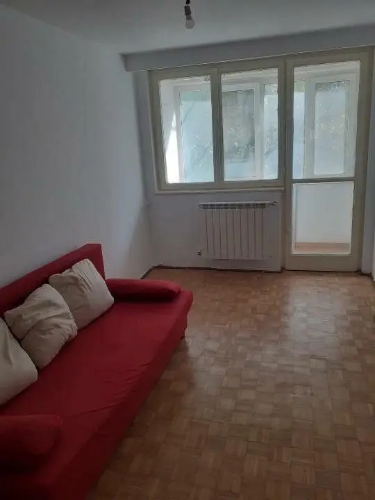 Apartament 3 camere de vanzare pe Bd. Dimitrie Cantemir