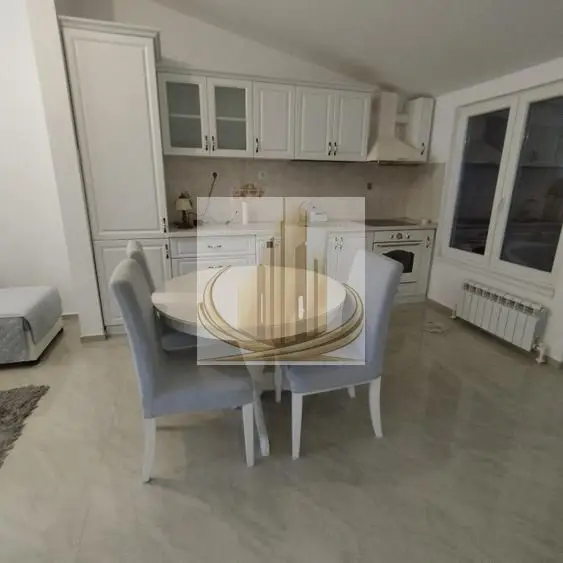 De inchiriat 2 camere la curte Circumvalatiunii