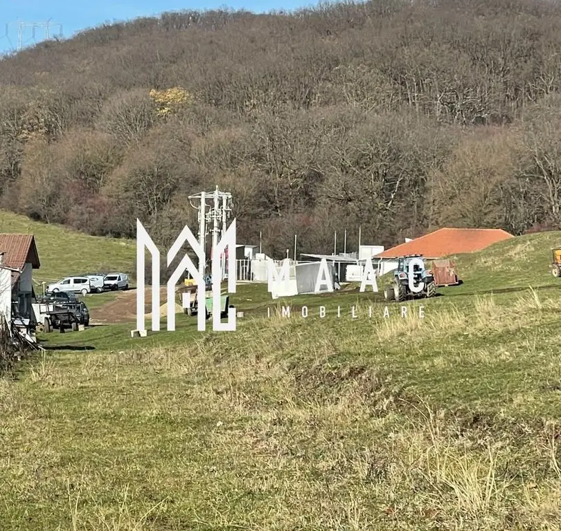 Teren 9.000 mp I Deschidere 96 ml I Curent pe Teren I lângă Gusterland