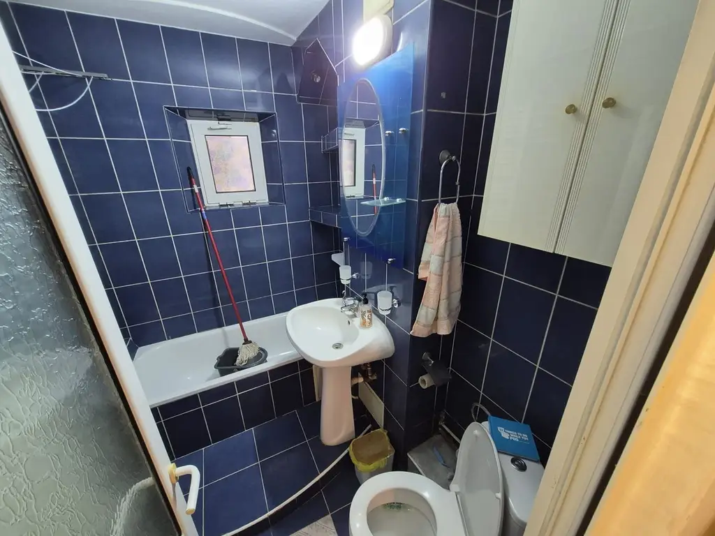 De inchiriat apartament cu 3 camere, etaj 3, Micro 16, 450 euro