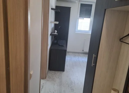 BRASADAS inchiriaza garsoniera etaj 5/5 zona Metalurgiei.