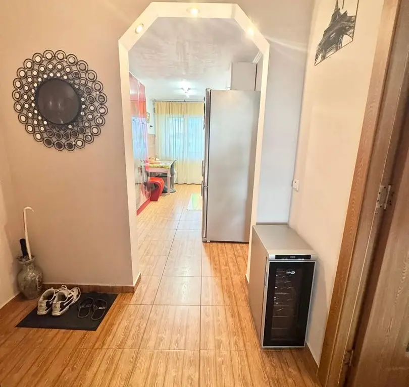 Apartament 3 camere, 64 mp, Nicolae Titulescu, etaj 4