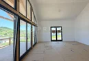 Vilă chalet modern cu perete panoramic de sticlă - Livezeni, Mureș