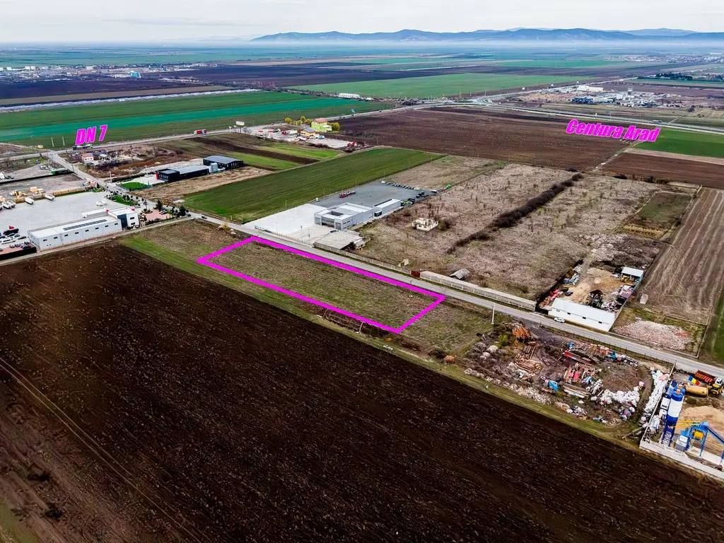 Teren cu acces DN7 și A1, ideal pentru dezvoltări industriale