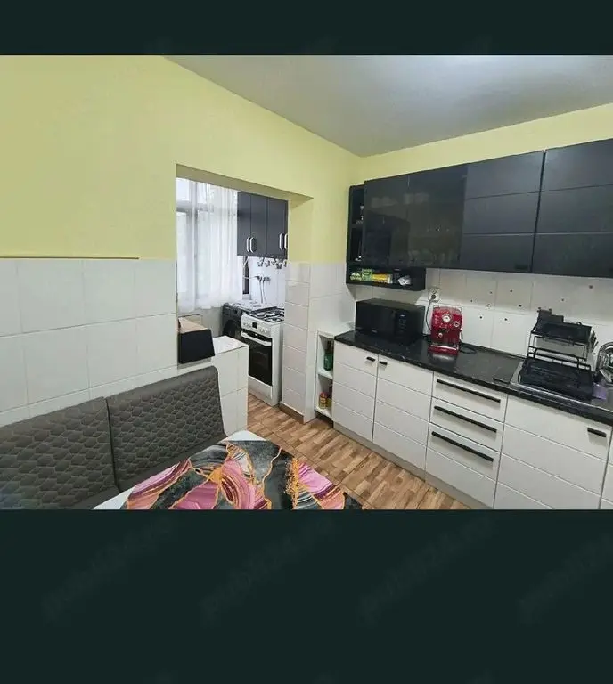 De inchiriat apartament 3 camere Micro 16, 450 euro