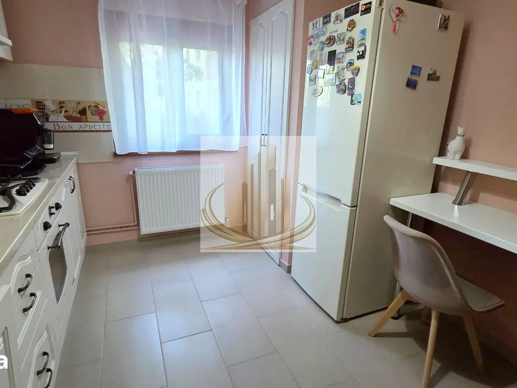 Apartament modern cu 3 camere decomandate Aradului