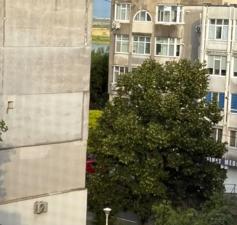 De vanzare apartament cu 2 camere, renovat, etaj 4 , Mazepa 1, 85.000 euro