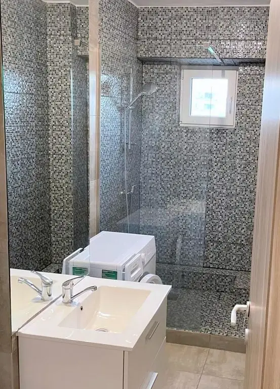 De inchiriat - apartament cu o camera, 47 mp - Faleza Dunarii