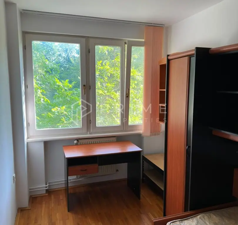 DE ÎNCHIRIAT: Apartament cu 3 camere | Cartierul Cornișa (Zona Zambara