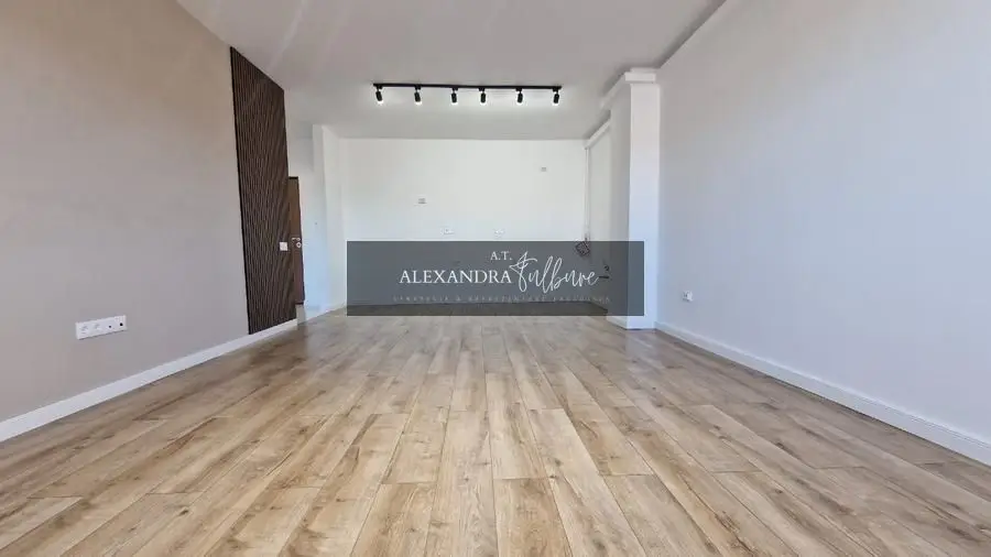 Apartament 2 camere, etaj intermediar, terasa,
