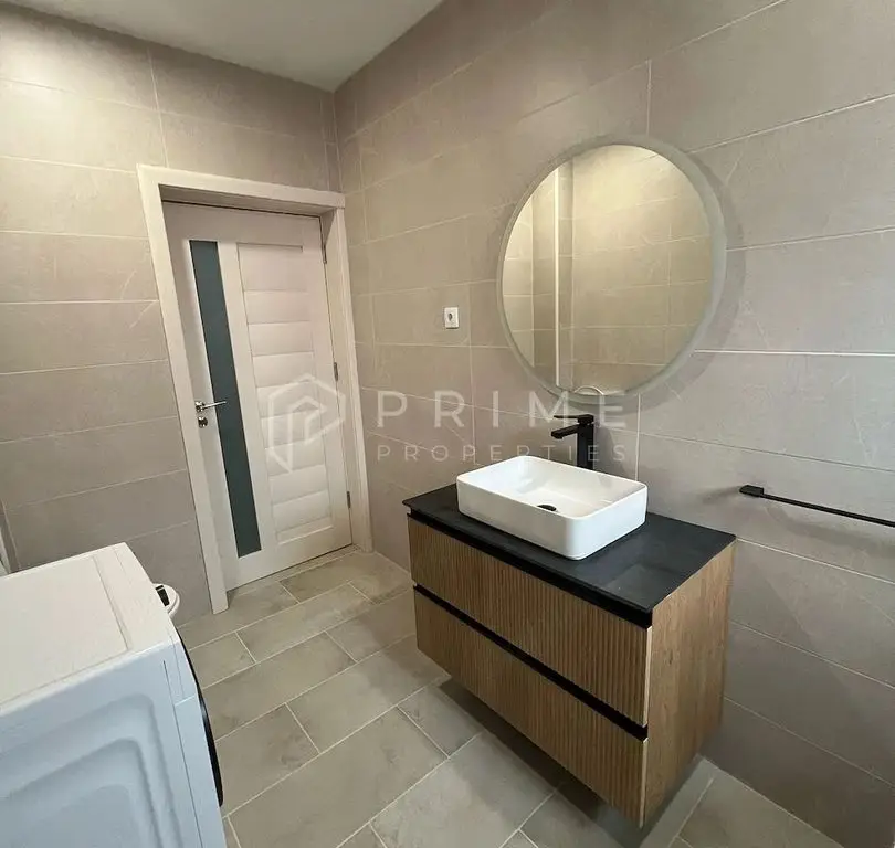 Apartament modern cu 2 camere, decomandat – Bloc Nou, Parcare & 2 Boxe