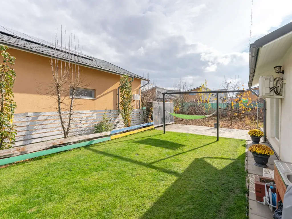Casa mobilata utilata cartier Izvor Tarlungeni Brasov