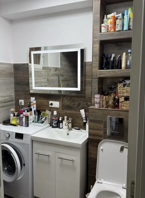 BRASADAS vinde ap 2 cam etaj 2/4 Dariu Pop decomandat.