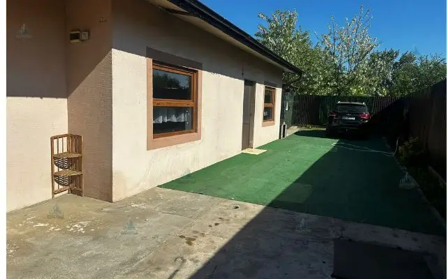 Casă de vânzare – zona Pictor Andreescu / Intrarea Trifoiului