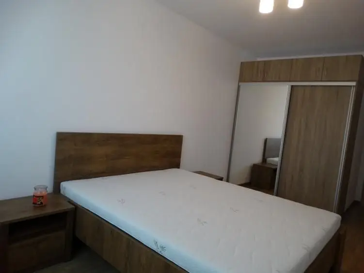 BRASADAS - inchiriaza ap 2 cam cu loc parcare / Mihai Bravu