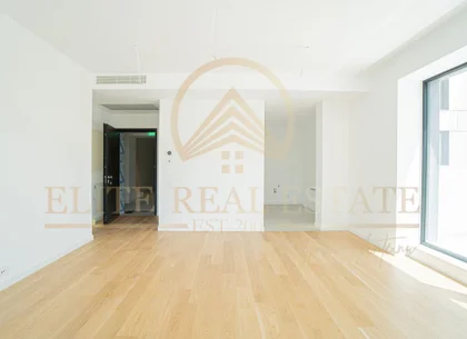 Stațiunea Mamaia - Vânzare apartament cu 2 camere, 2 bai si terasa.