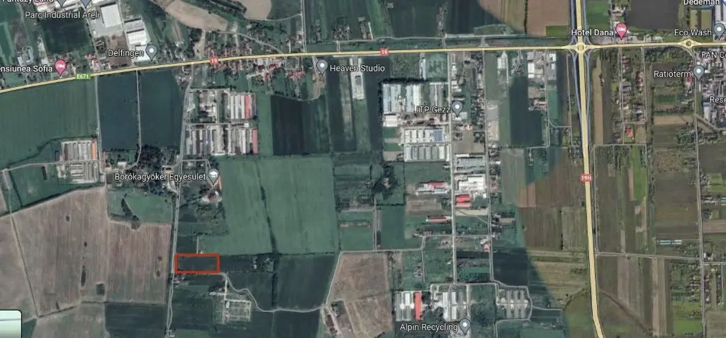 Vand teren extravilan 8000 mp