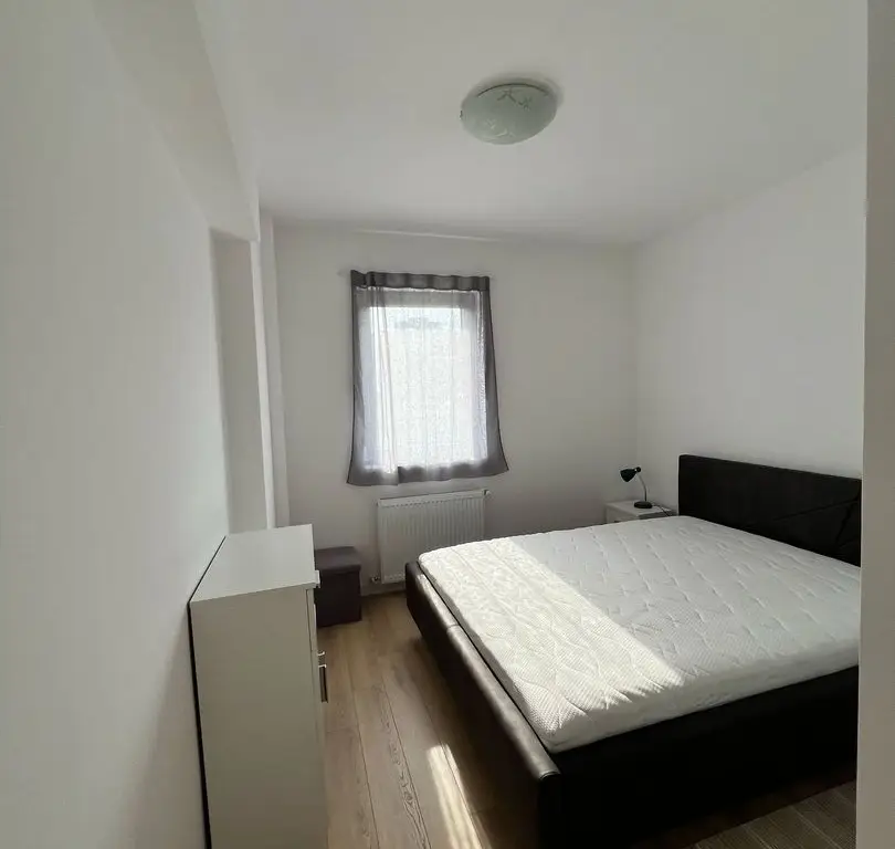 BRASADAS închiriază ap 2 cam etaj 2/5 ROKA RESIDENCE