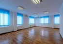 Cladire birouri - spațiu comercial cu parcări în incintă privată