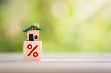Avantajele și dezavantajele creditului imobiliar în România