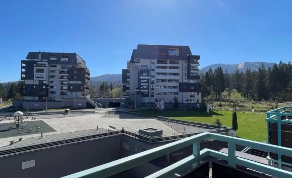 Apartament exclusivist de 2 camere 81 mp complex Silver Mountain Poiana Brasov