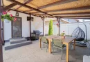 Agigea, lângă Constanța - Casă cu curte, terasă și pod amenajat!