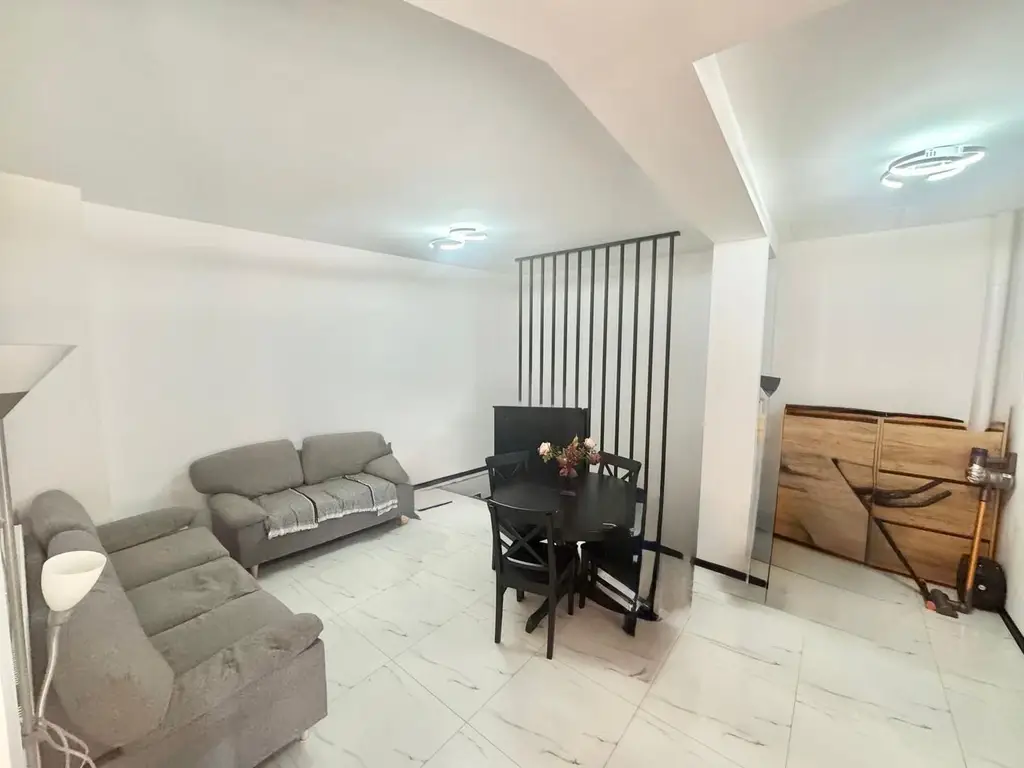 De vânzare – Casă , Str. Dorobanți