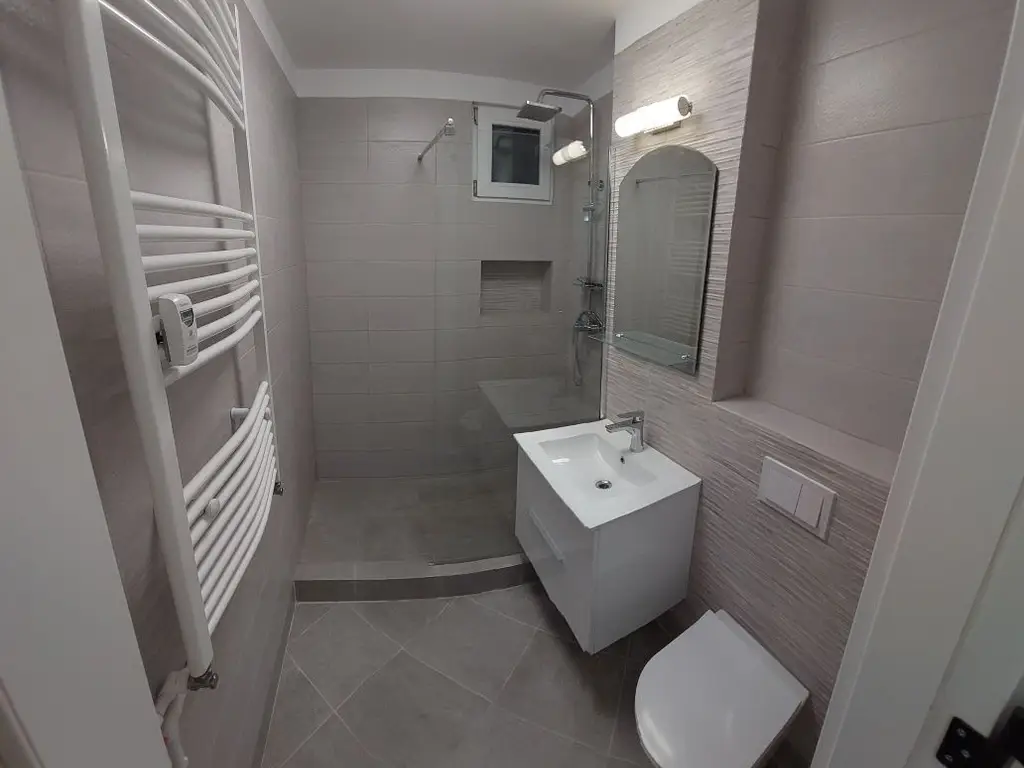 3 camere, etaj 3/4, parc IOR, metrou Nicolae Grigorescu / Titan