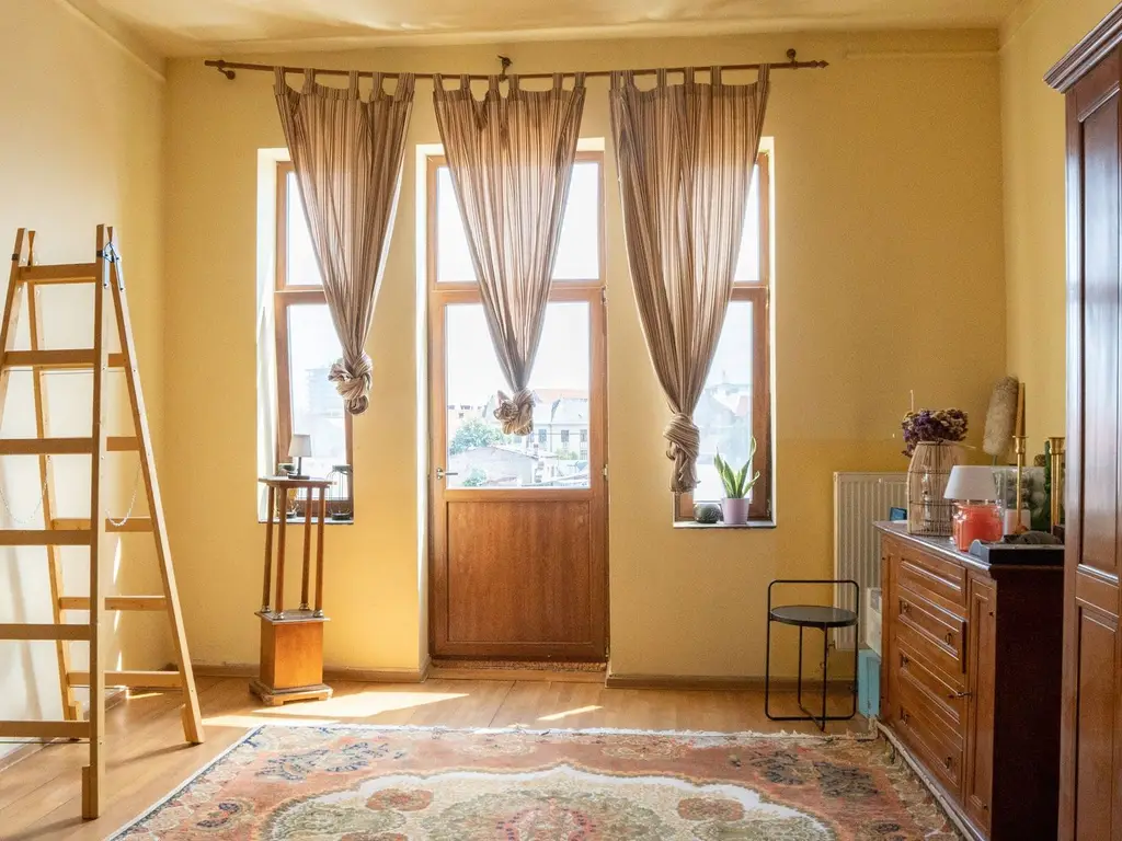 De vânzare: apartament cu 2 camere, etaj 3, str. Ștefan Cicio Pop