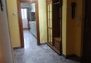 De inchiriat apartament cu 3 camere, I. C. Frimu, etaj 3, 450 euro